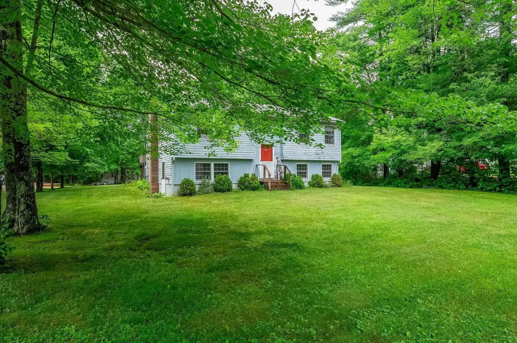 89 Oak Street Rochester NH 03839