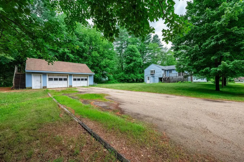 89 Oak Street Rochester NH 03839