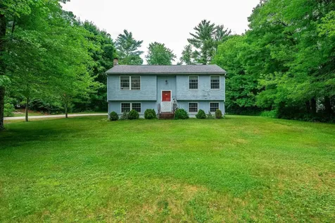 89 Oak Street Rochester NH 03839