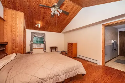 89 Oak Street Rochester NH 03839