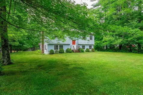 89 Oak Street Rochester NH 03839
