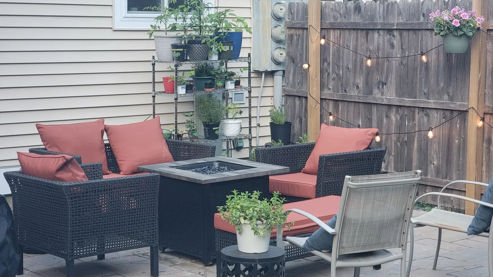 8 Cedarbrook Avenue Rochester NH 03867