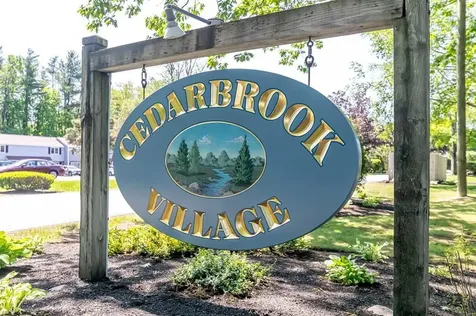 8 Cedarbrook Avenue Rochester NH 03867