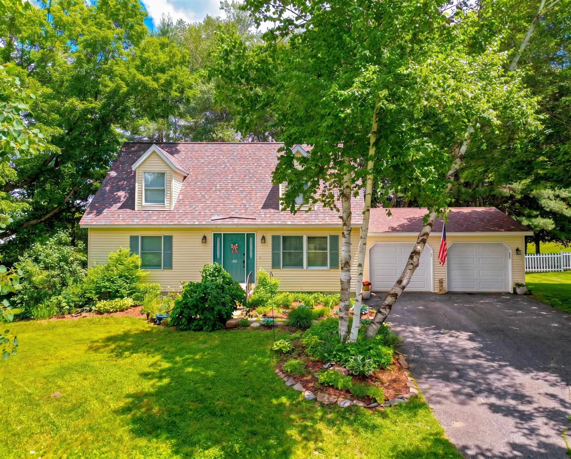 152 Cross Street Hartford VT 05001
