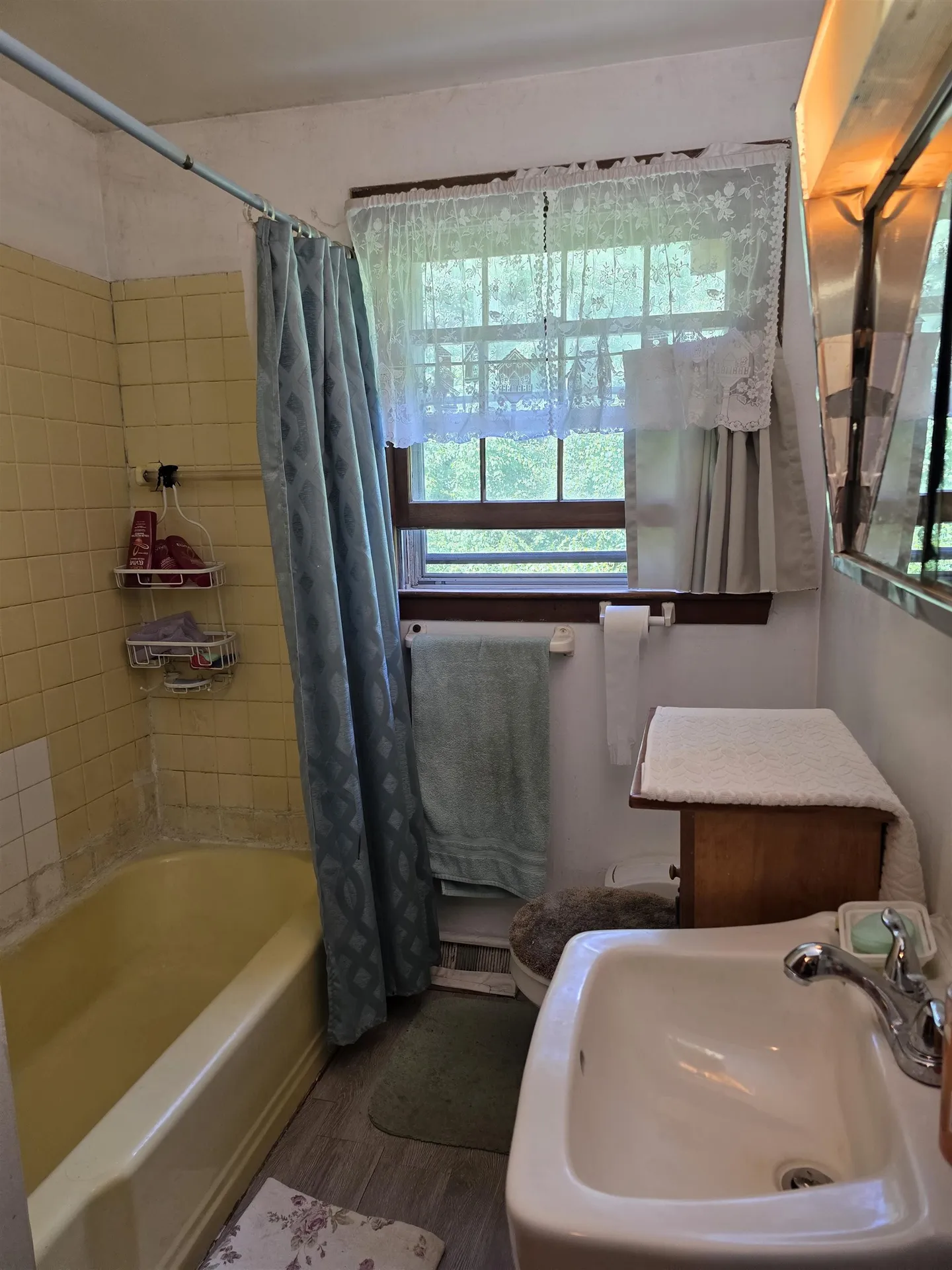 9 Louise Drive Litchfield NH 03052