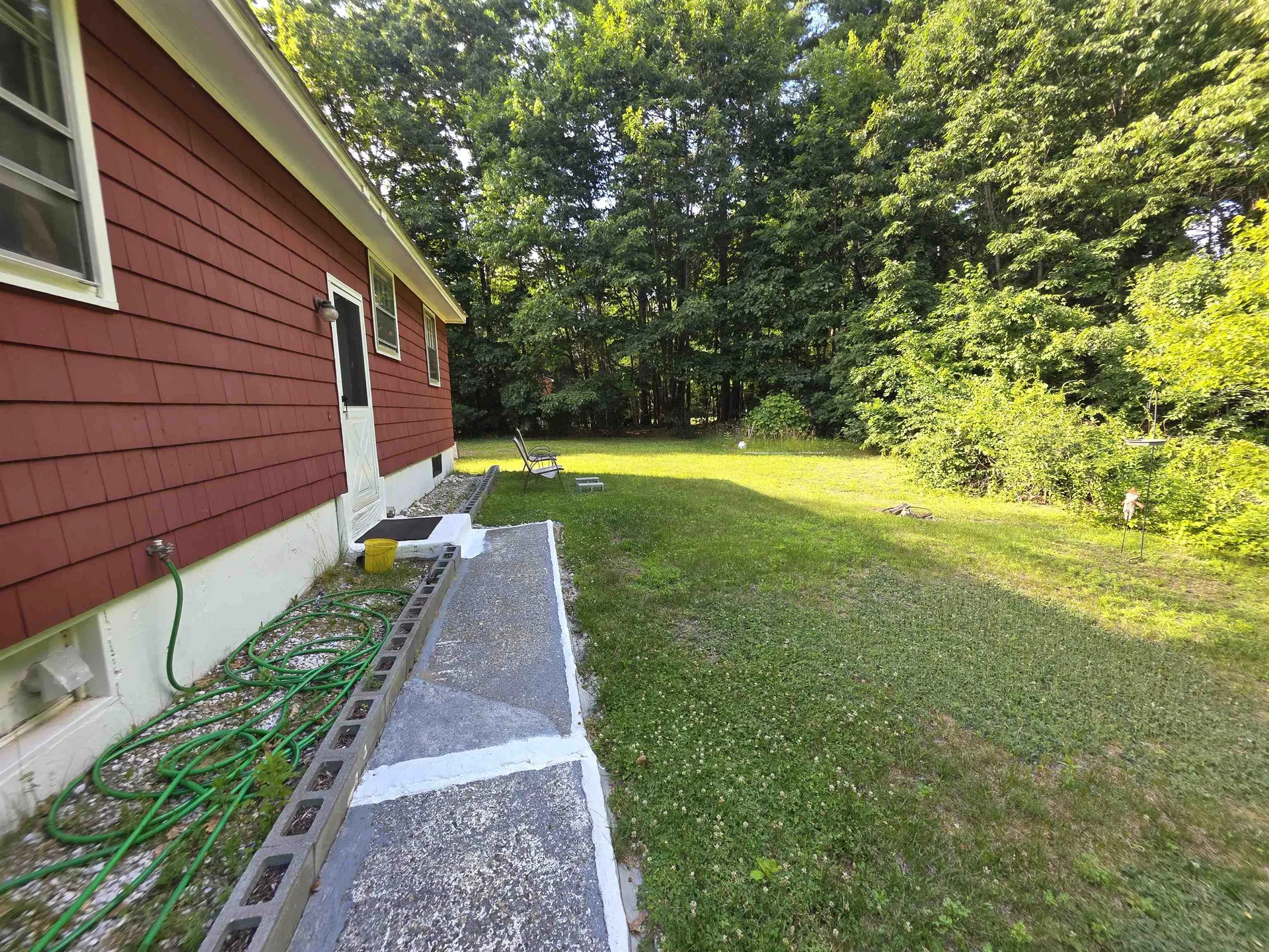 9 Louise Drive Litchfield NH 03052