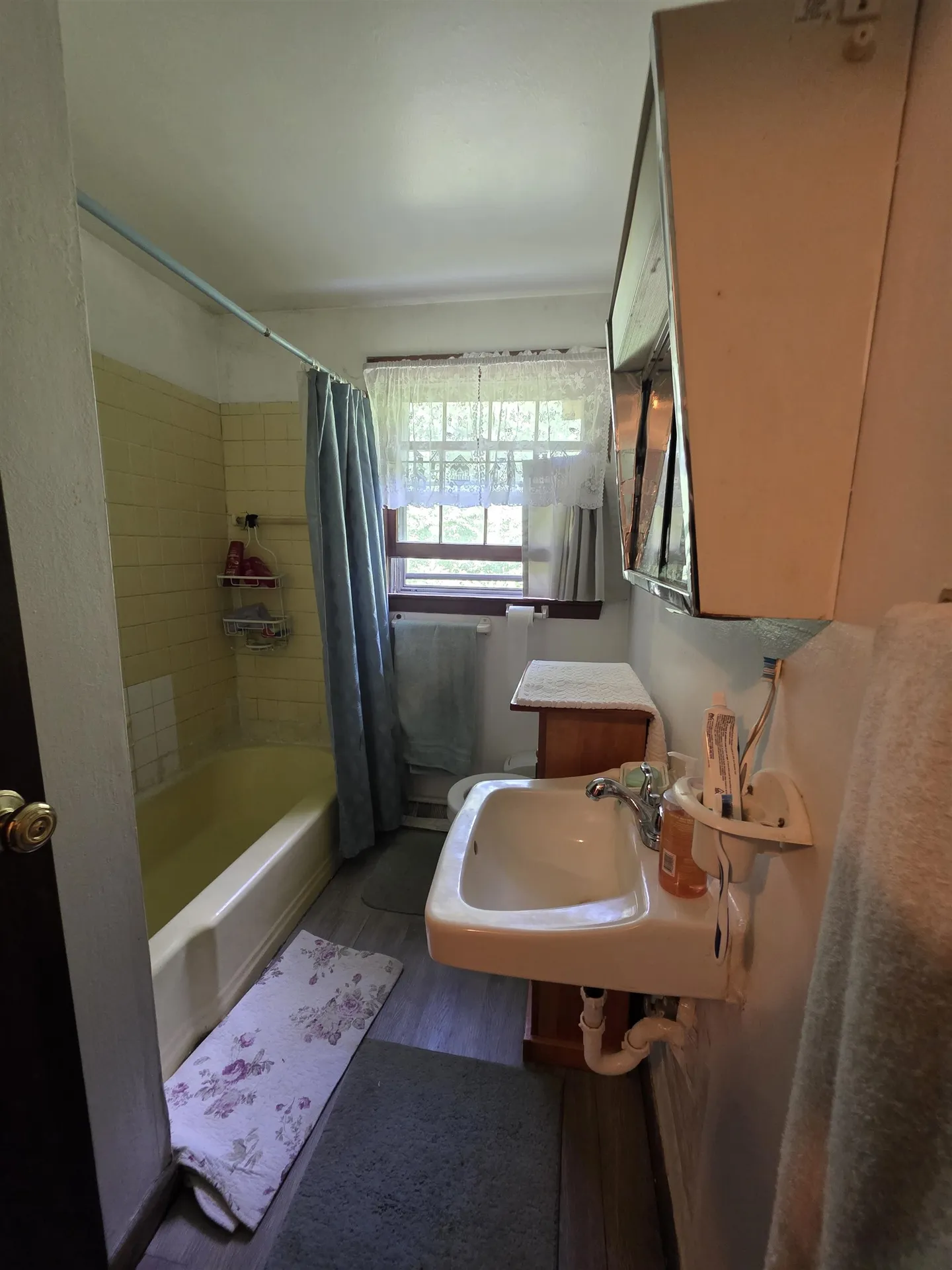 9 Louise Drive Litchfield NH 03052