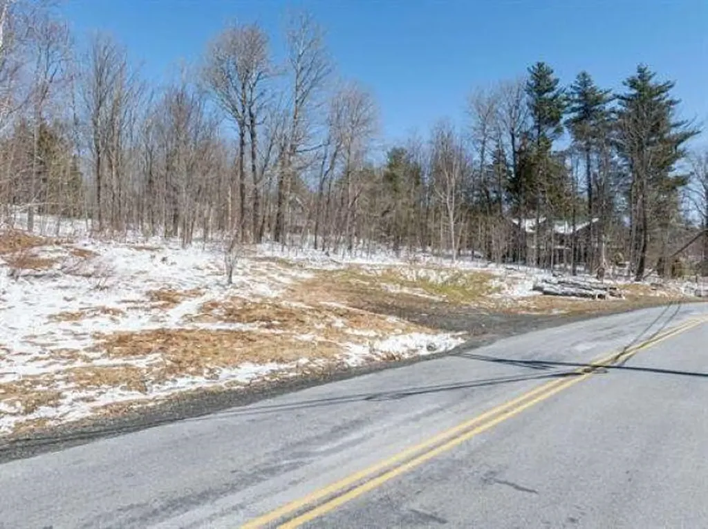 24 Lower Highlands Road Dover VT 05356