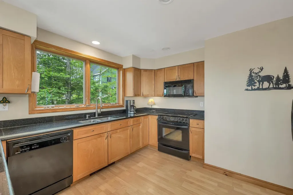 178 Highlands Drive Conway NH 03838
