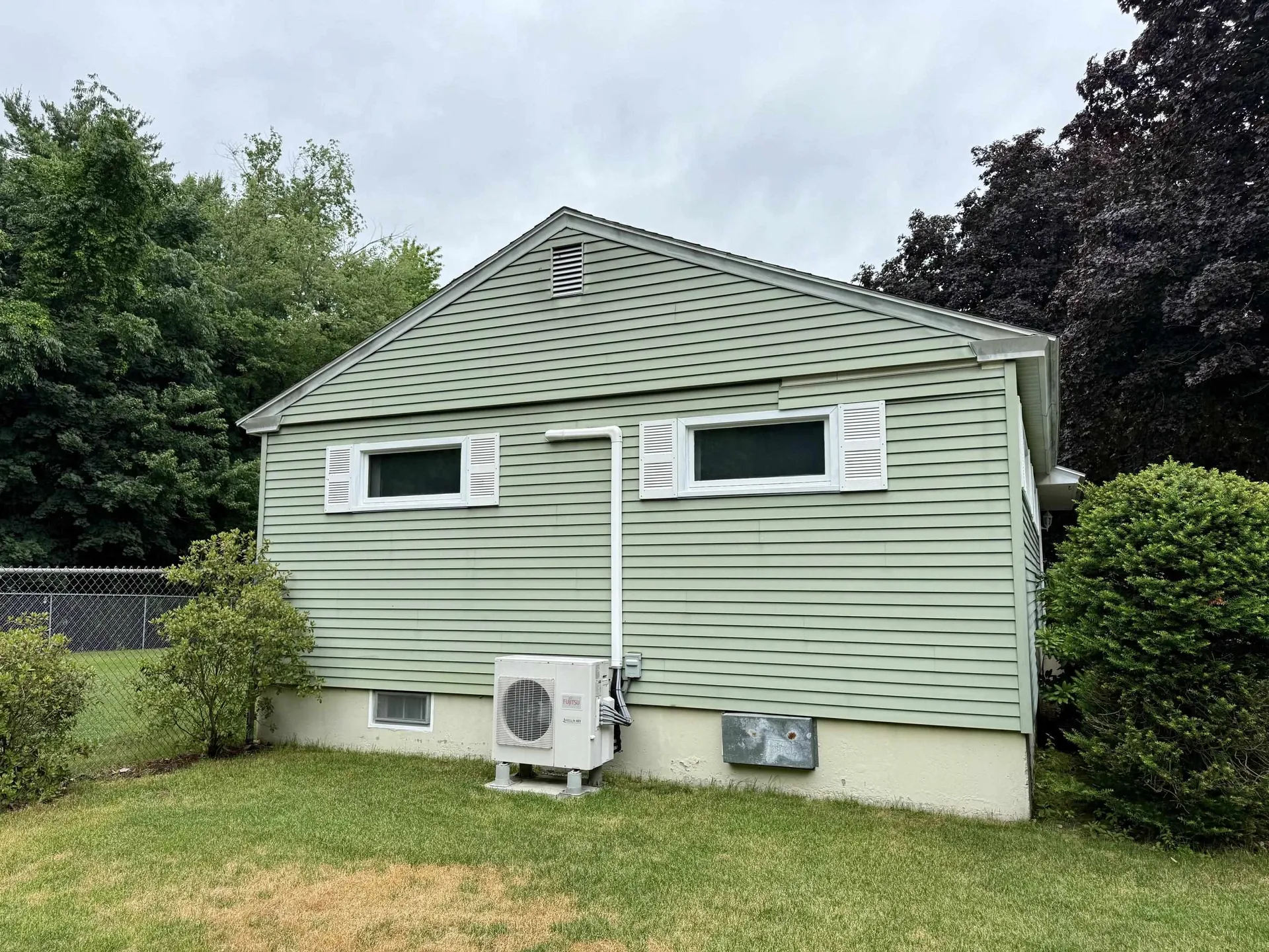 59 Pinedale Street Manchester NH 03102