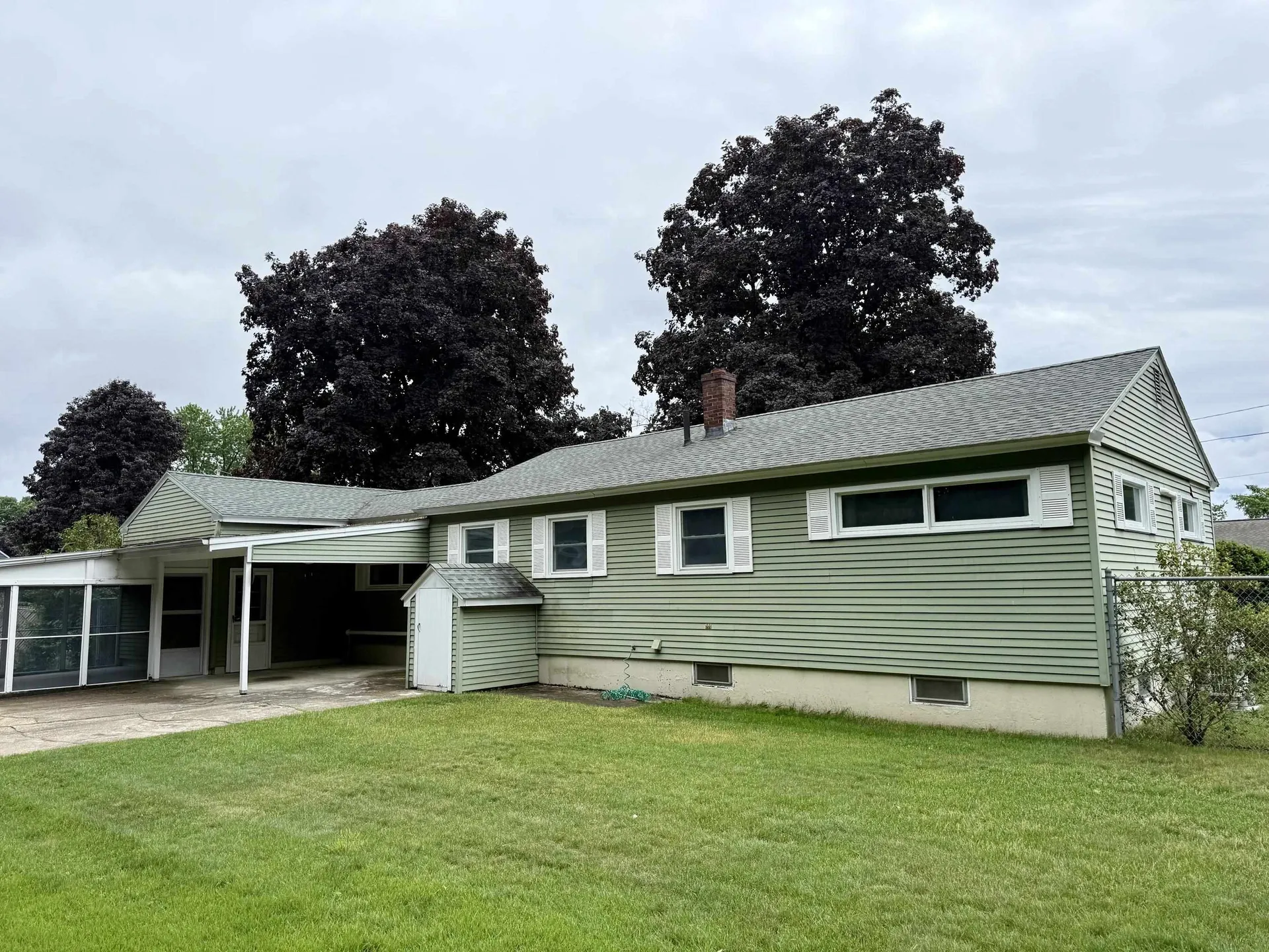 59 Pinedale Street Manchester NH 03102