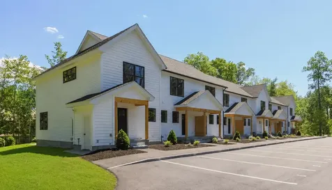 34 Ponemah Hill Road Milford NH 03055