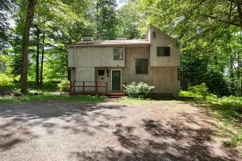 3 Longwood Drive Grantham NH 03753