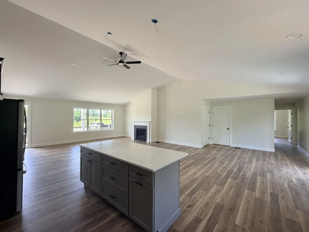 320 Knox Marsh Road Madbury NH 03823