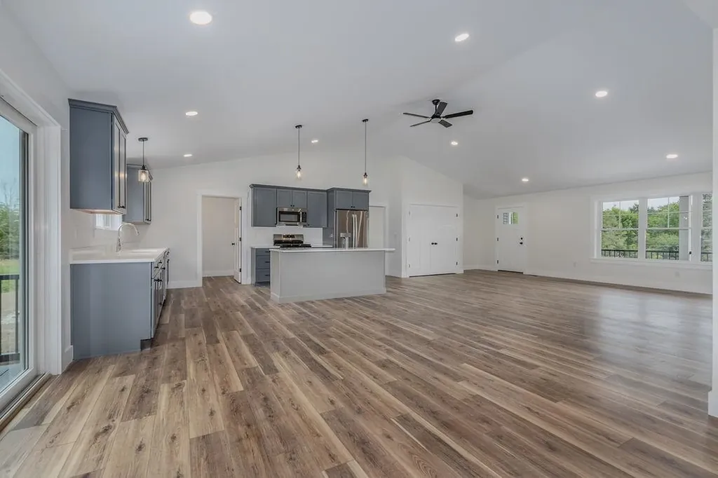 320 Knox Marsh Road Madbury NH 03823