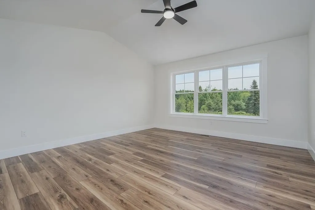 320 Knox Marsh Road Madbury NH 03823