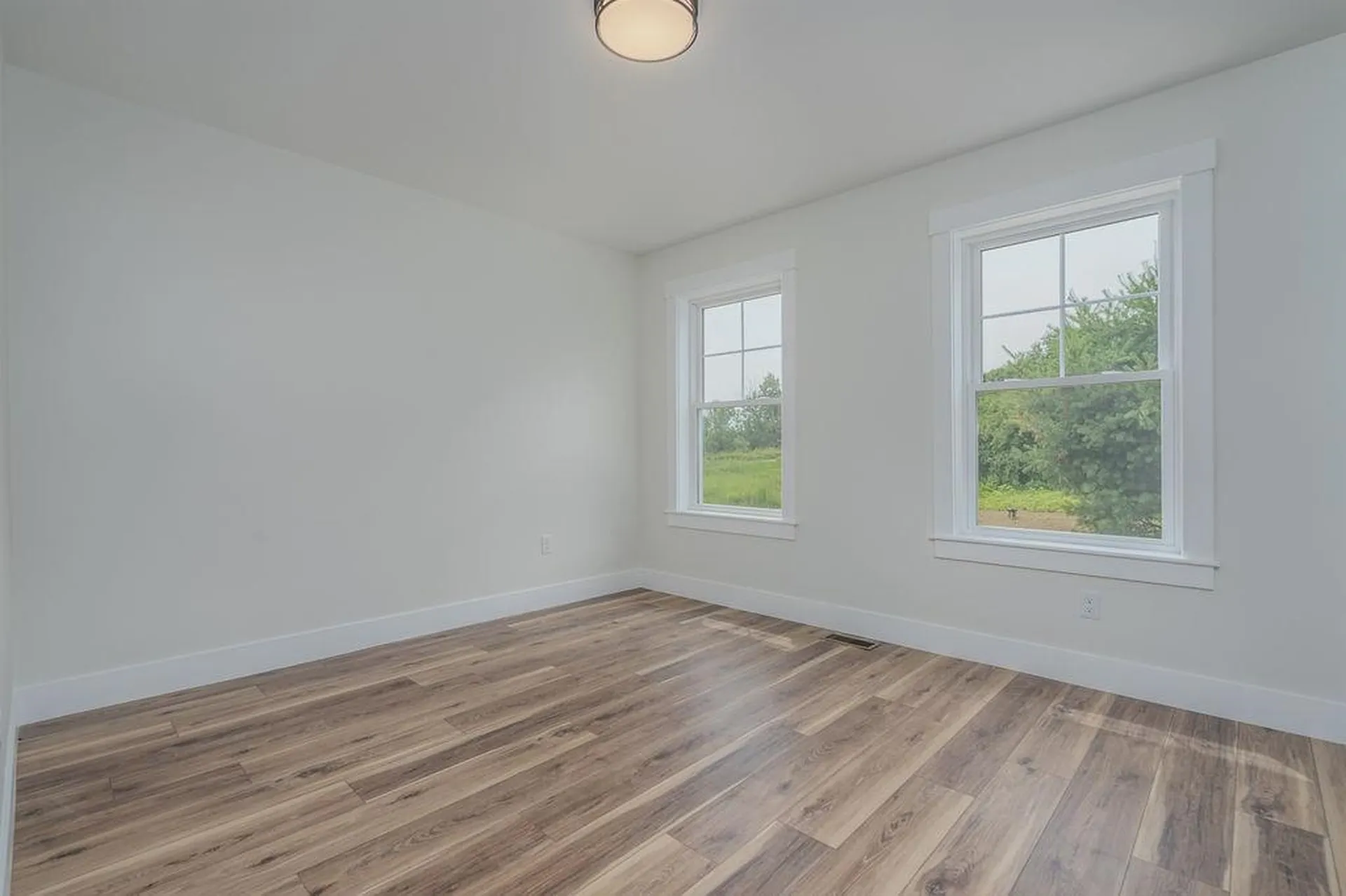 320 Knox Marsh Road Madbury NH 03823