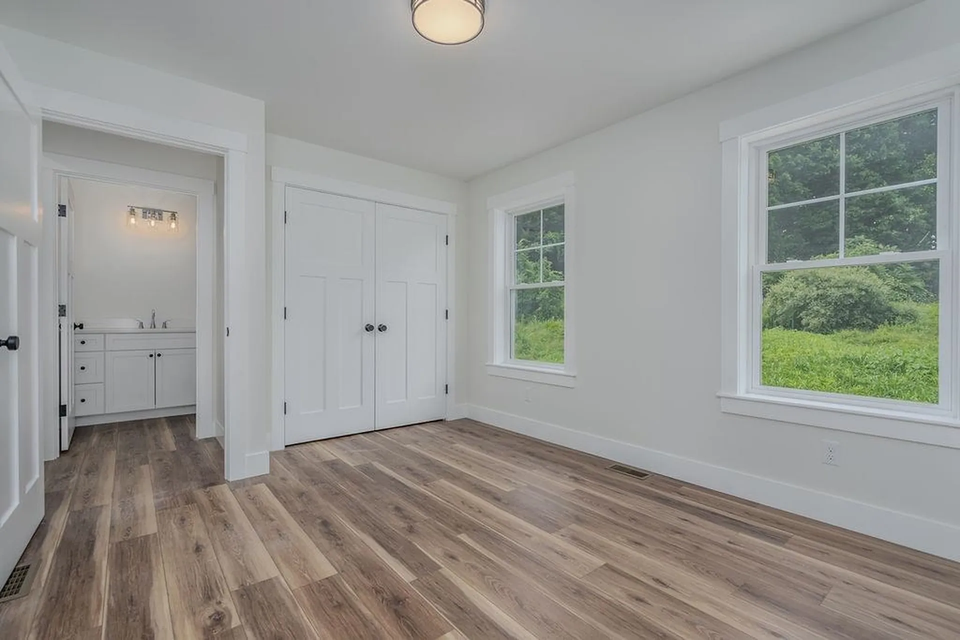 320 Knox Marsh Road Madbury NH 03823