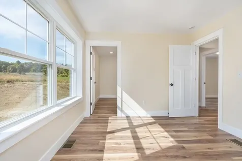 320 Knox Marsh Road Madbury NH 03823