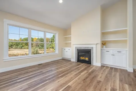 320 Knox Marsh Road Madbury NH 03823