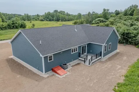 320 Knox Marsh Road Madbury NH 03823
