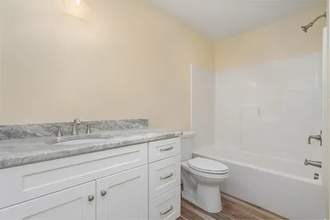 320 Knox Marsh Road Madbury NH 03823