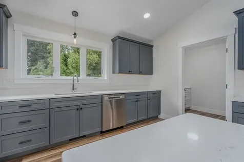 320 Knox Marsh Road Madbury NH 03823