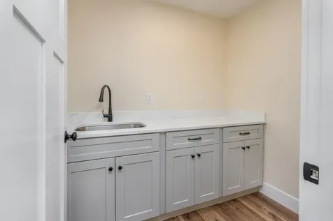 320 Knox Marsh Road Madbury NH 03823
