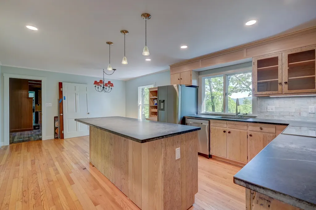 236 Birch Hill Road Conway NH 03860