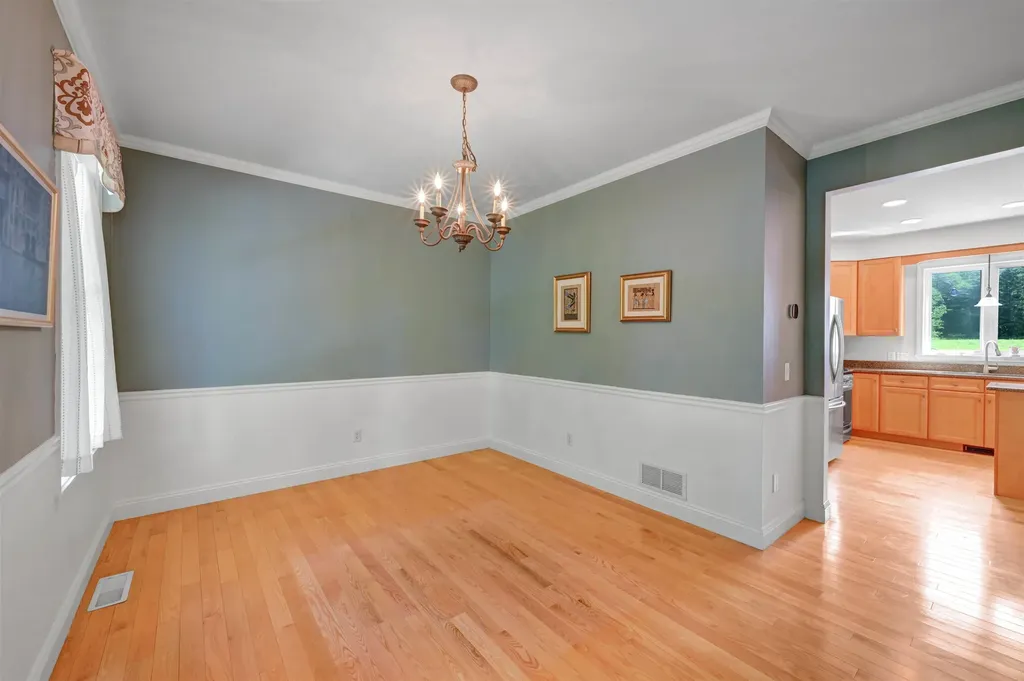 41 Tyler Place Jericho VT 05465