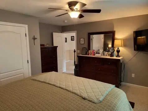 28 Owens Drive Swanzey NH 03446