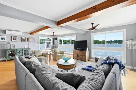 64 Turtle Rock Road Windham NH 03087