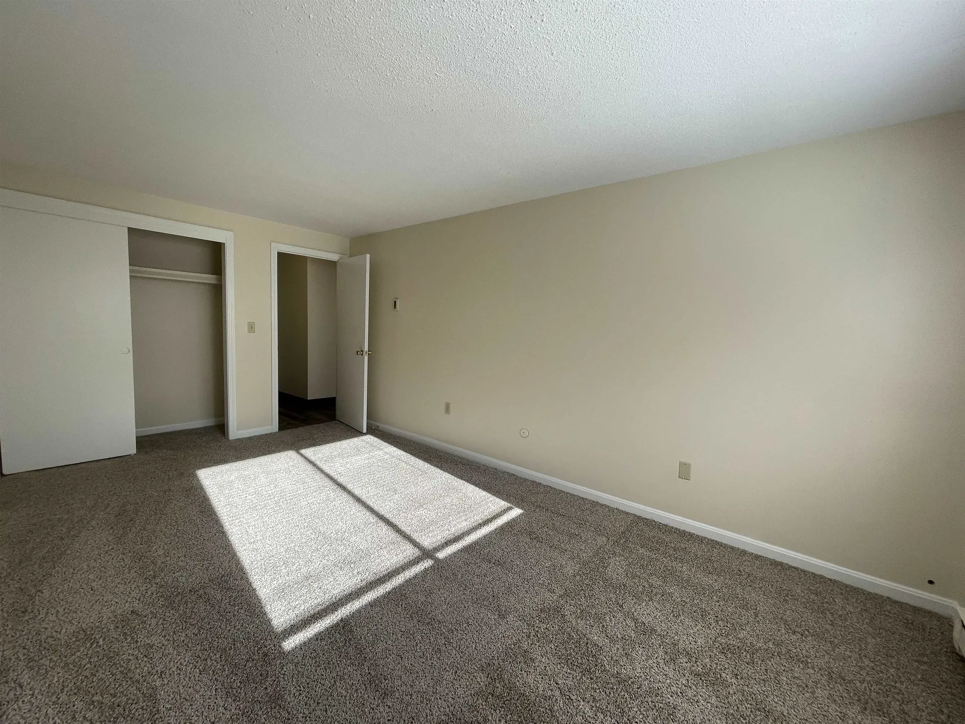 95 Powers Street Milford NH 03055