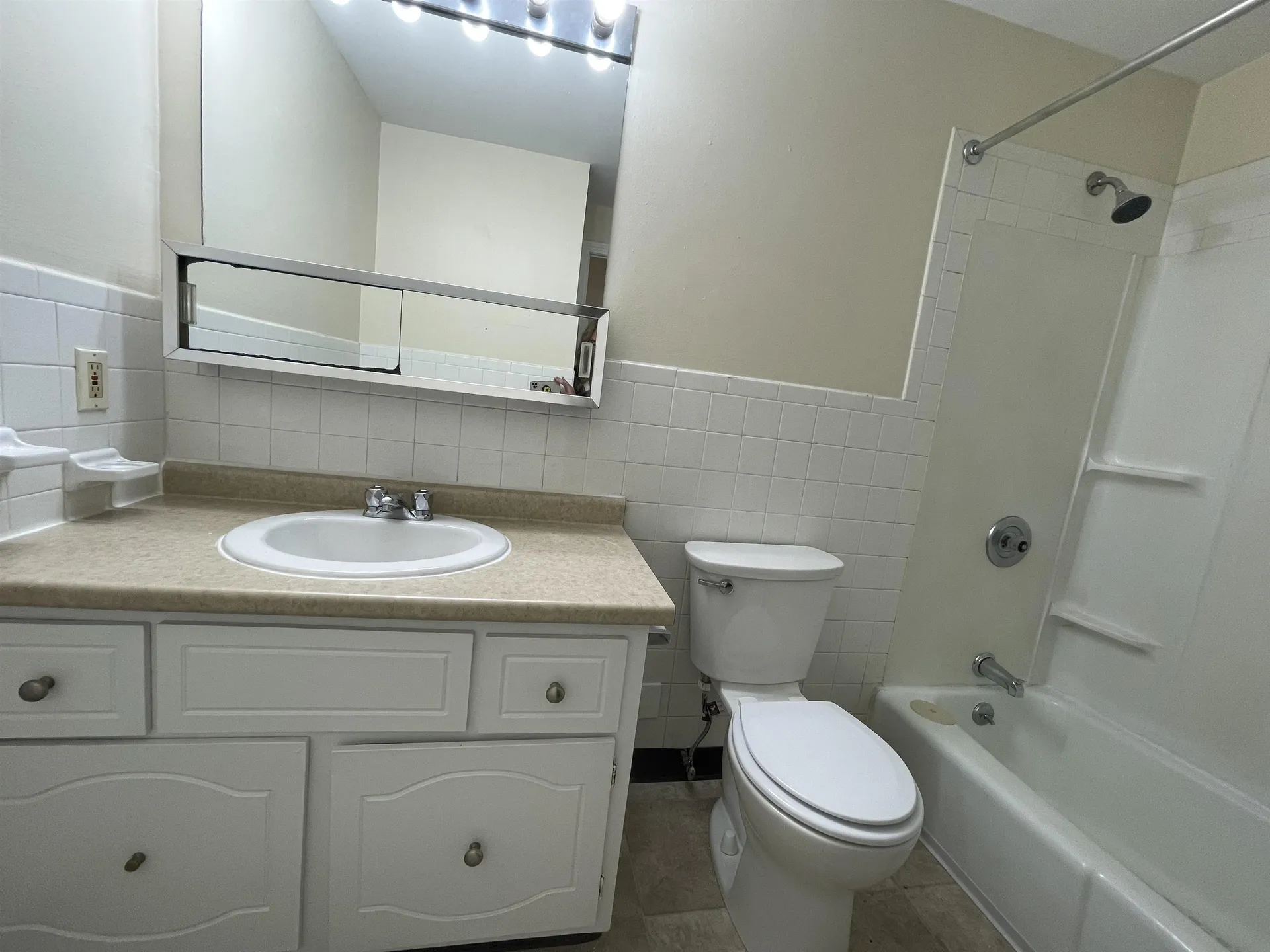 95 Powers Street Milford NH 03055