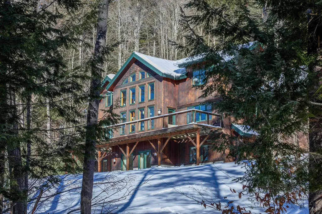 42 Cedar Drive Ludlow VT 05149