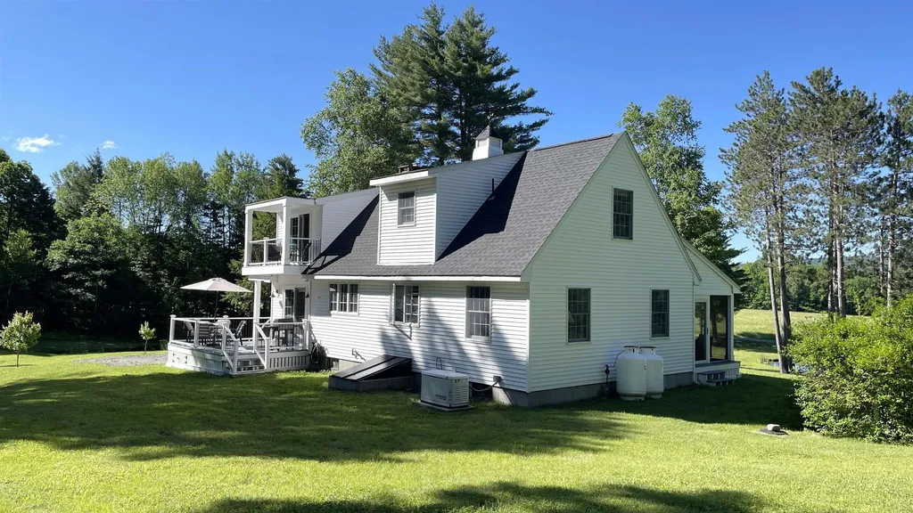 60 Whites Road Dover VT 05356