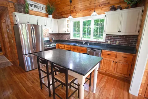 60 Whites Road Dover VT 05356