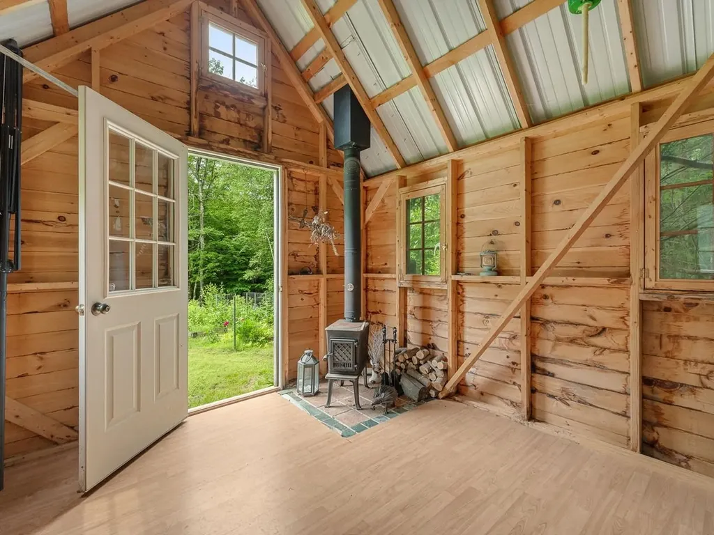 98 Leary Road Jericho VT 05465