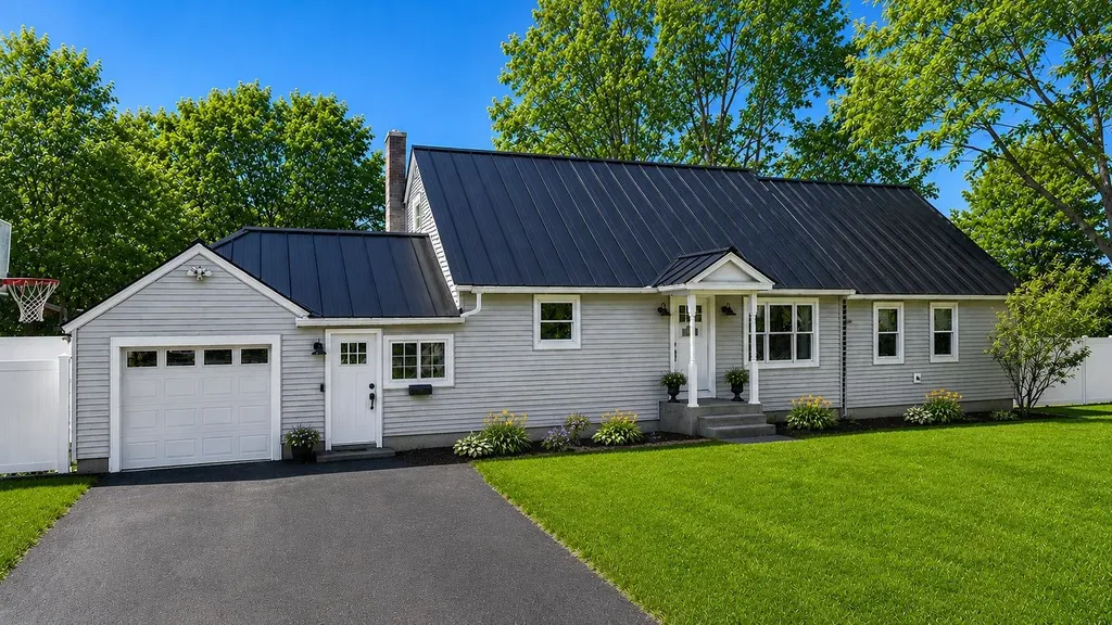 6 Orcutt Avenue Lebanon NH 03784