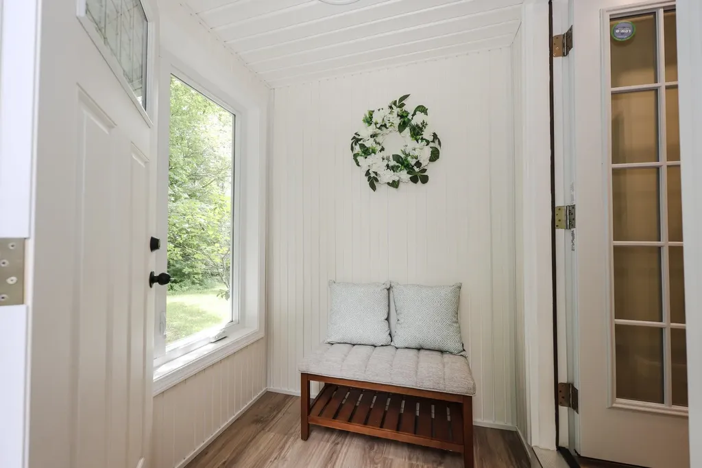 24 Mountain Road Raymond NH 03077
