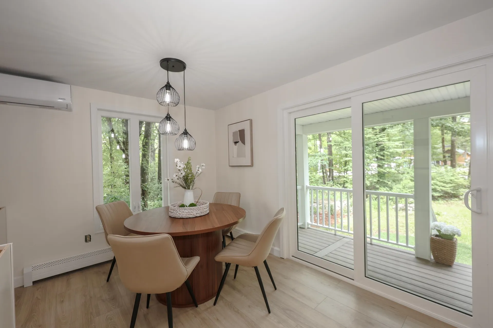 24 Mountain Road Raymond NH 03077