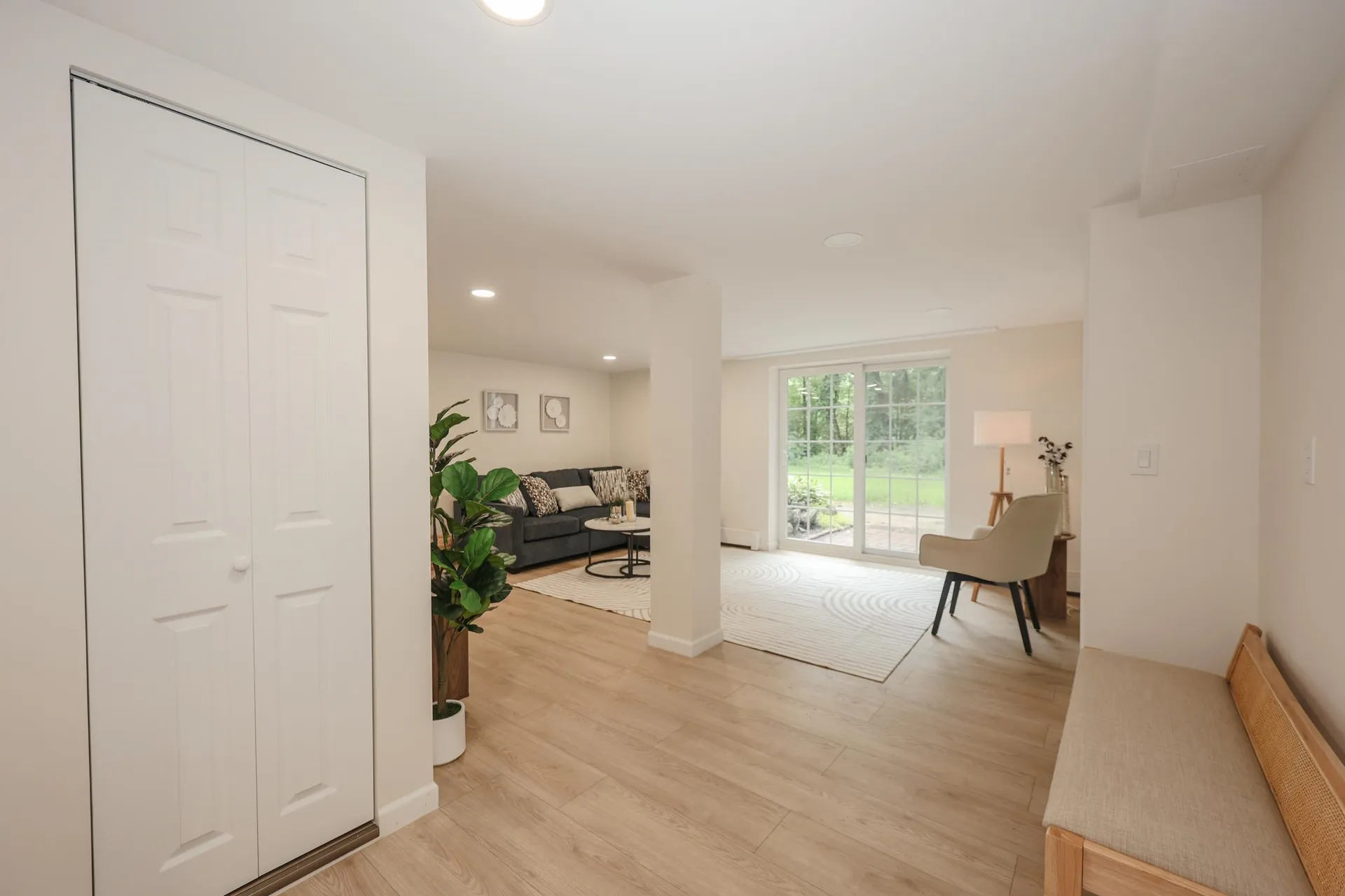 24 Mountain Road Raymond NH 03077