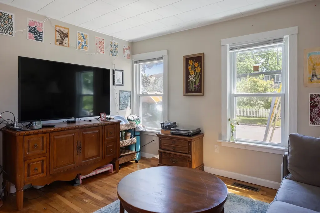 76 Ward Street Burlington VT 05401