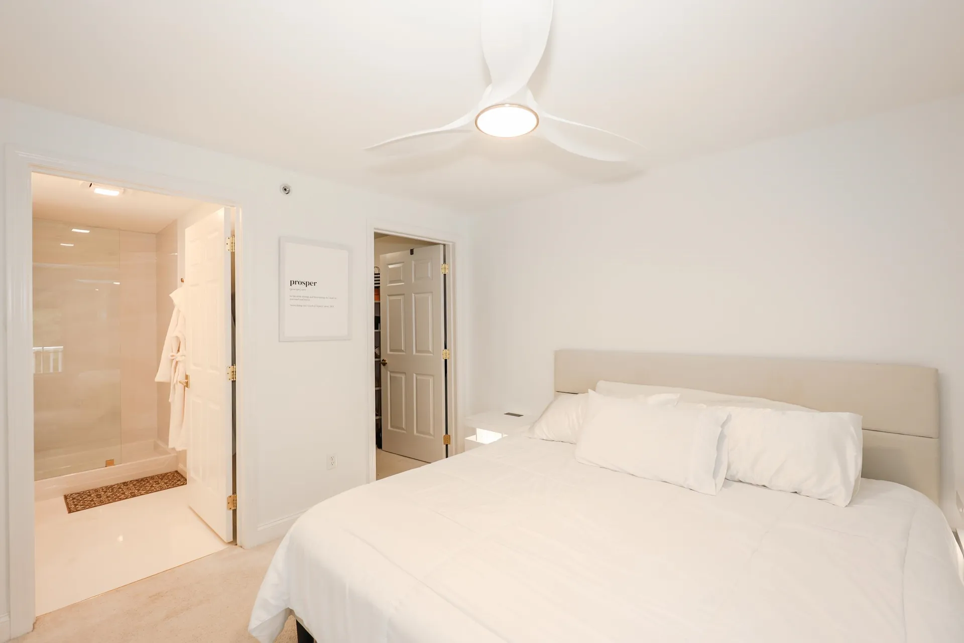6 Crestview Circle Londonderry NH 03053