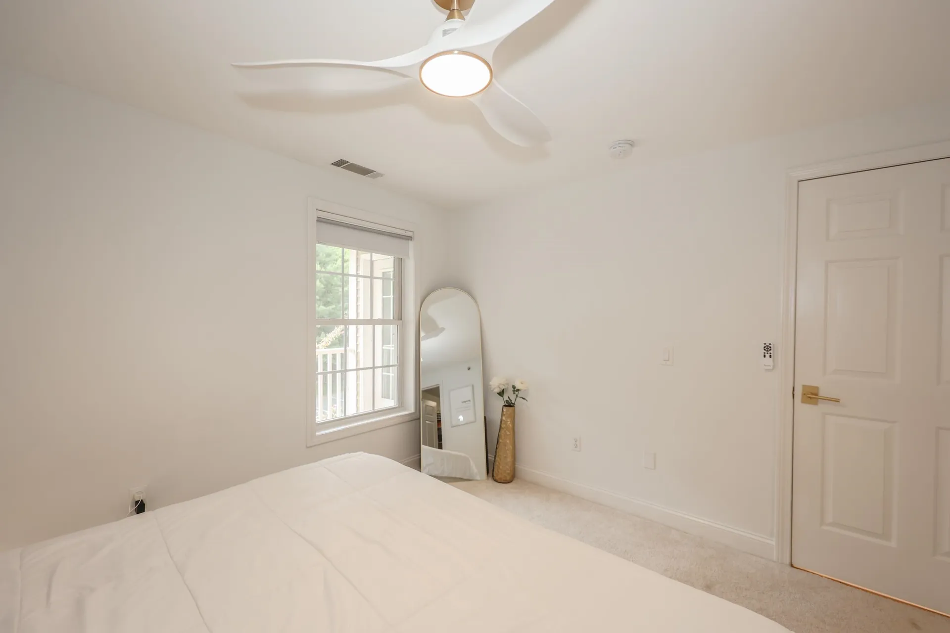 6 Crestview Circle Londonderry NH 03053