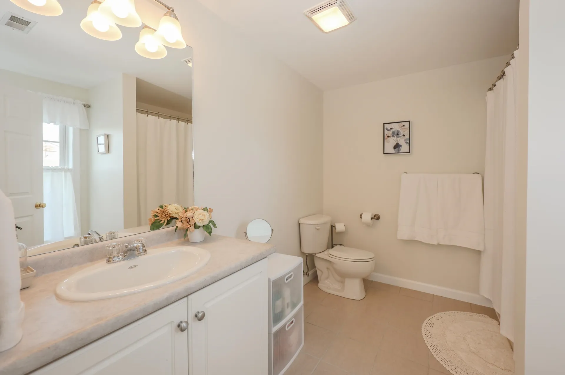 4 Crestview Circle Londonderry NH 03053