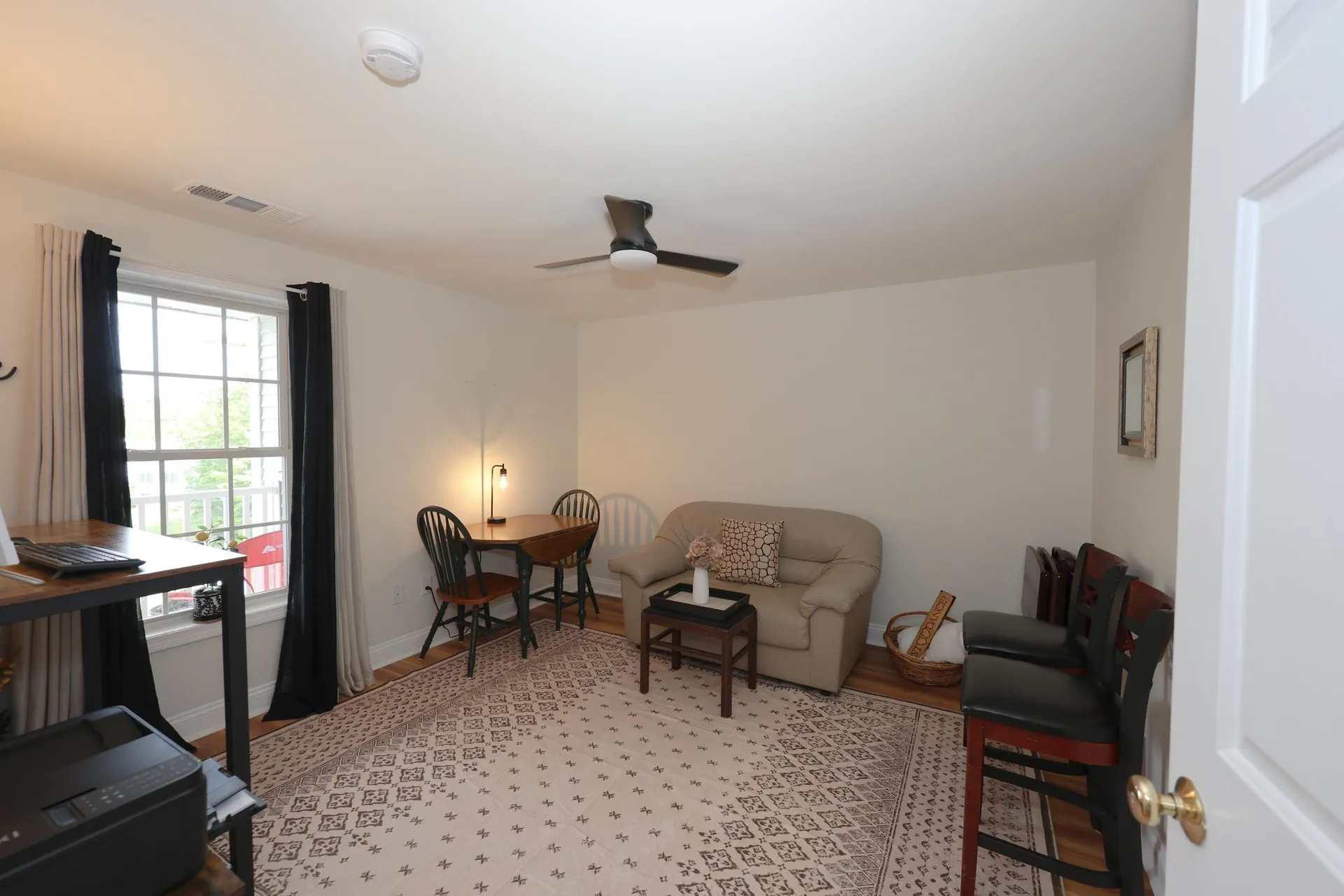 4 Crestview Circle Londonderry NH 03053