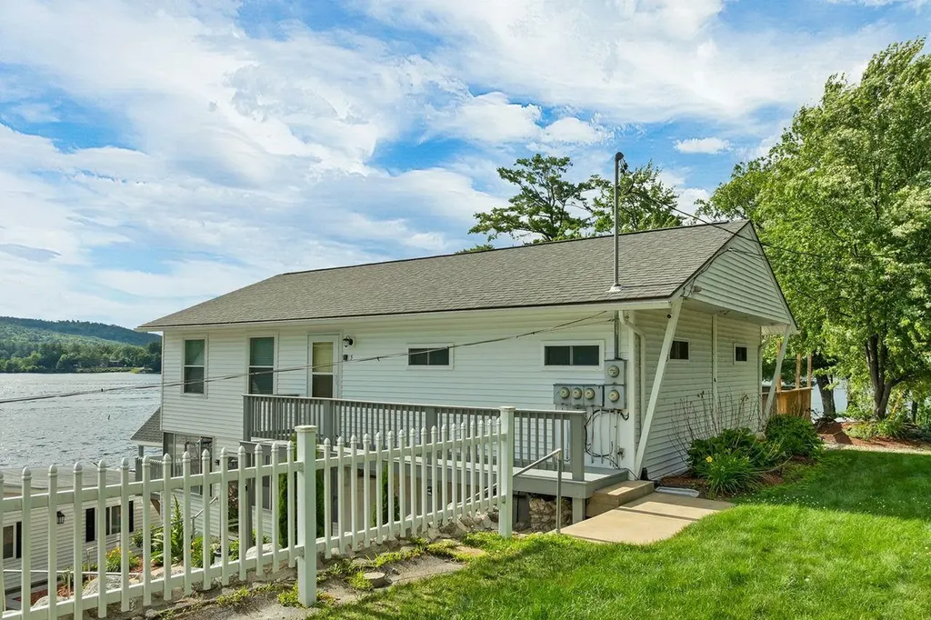 850 Weirs Boulevard Laconia NH 03246