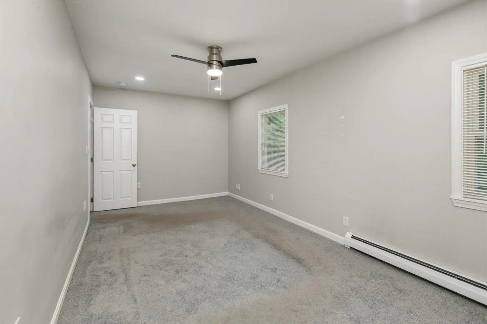 1615 Hooksett Road Hooksett NH 03106