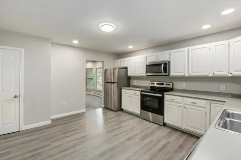 1615 Hooksett Road Hooksett NH 03106